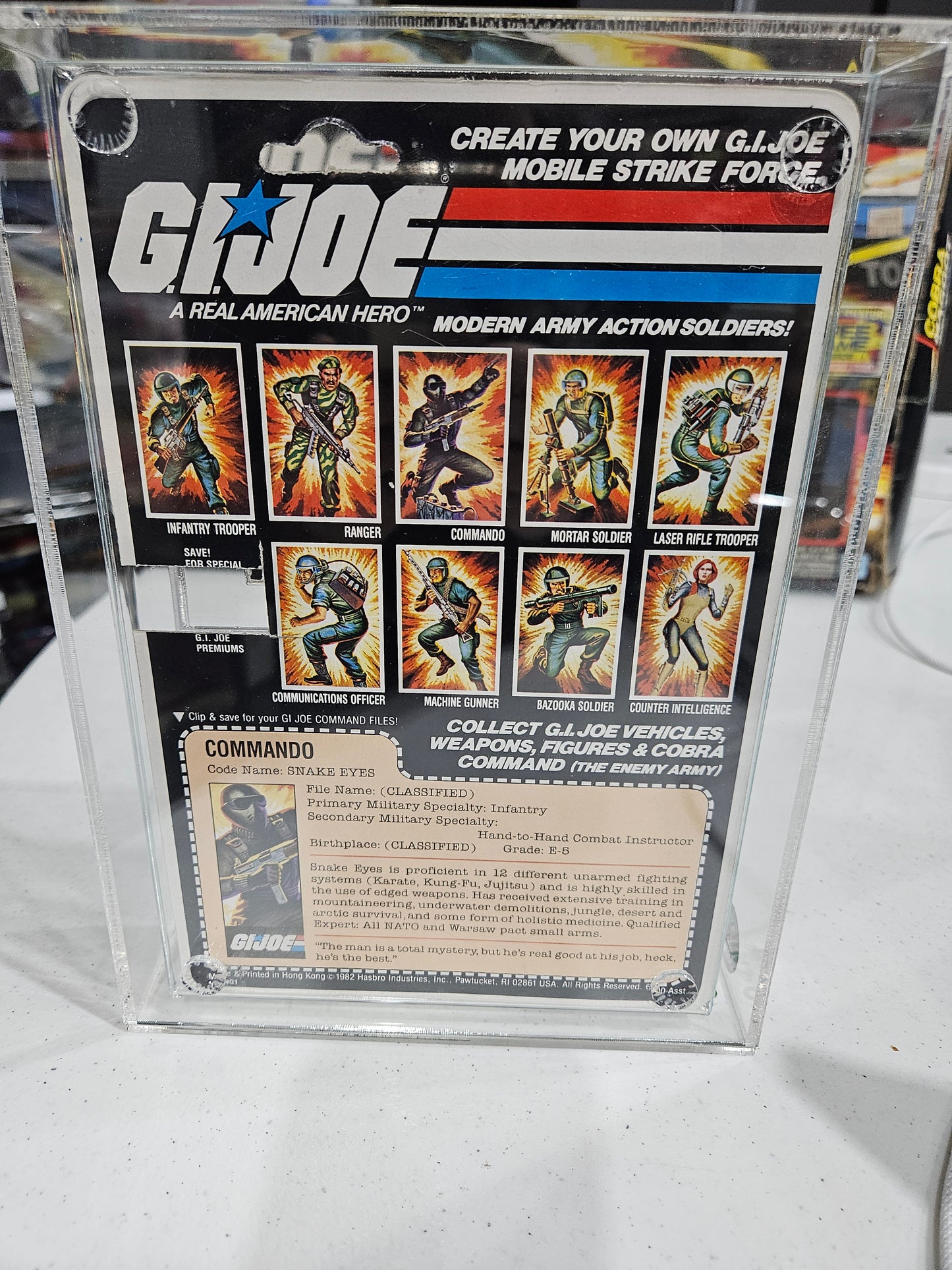 1982 Hasbro GI Joe Snake Eyes w Cardback CAS 85