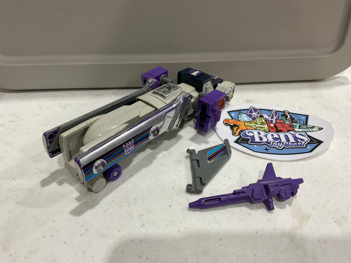 1986 G1 Transformers Triple Changer Octane * Near Complete *