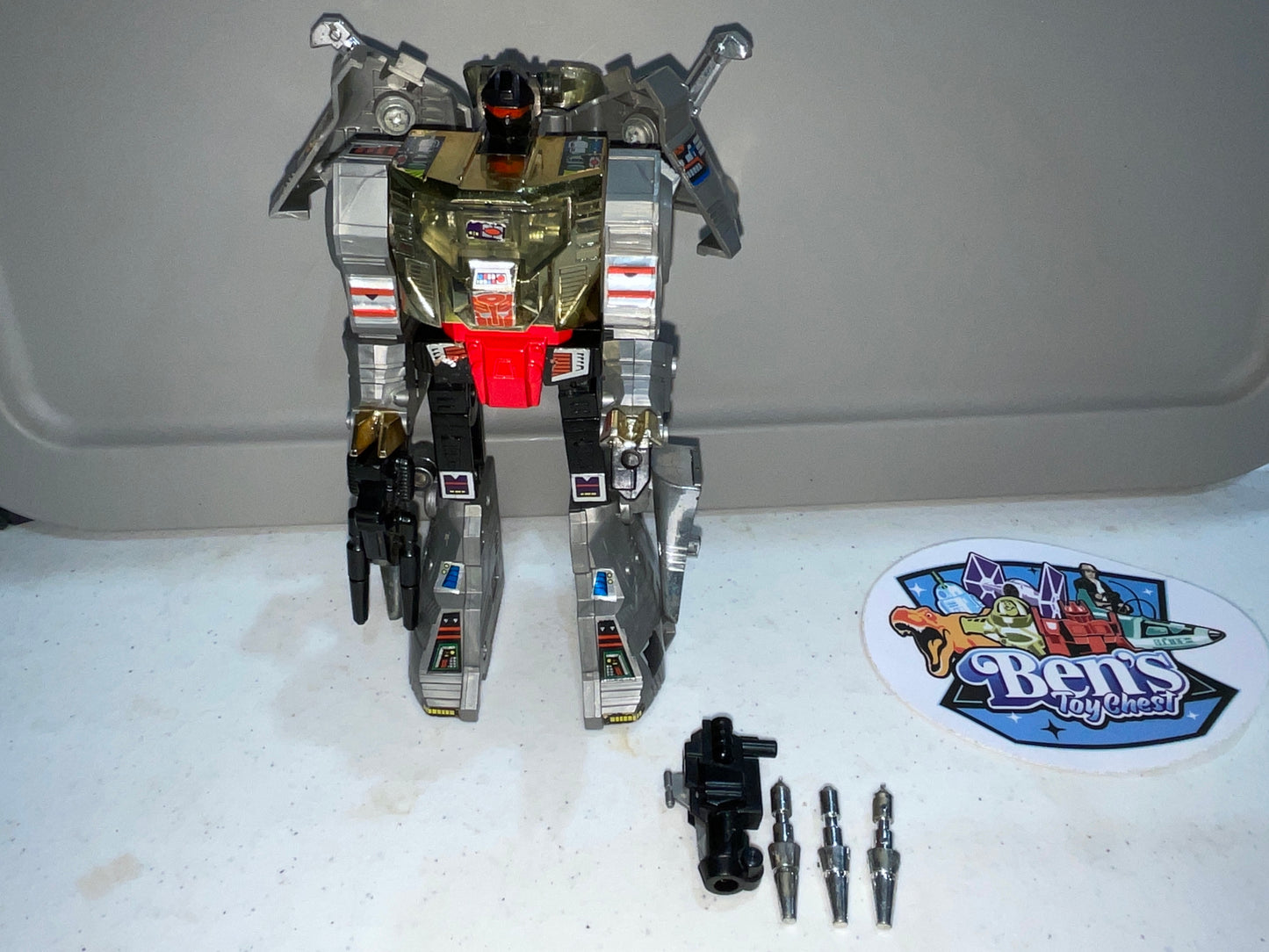 1984 G1 Transformers Grimlock Japan Version, LOOSE MISSING SWORD