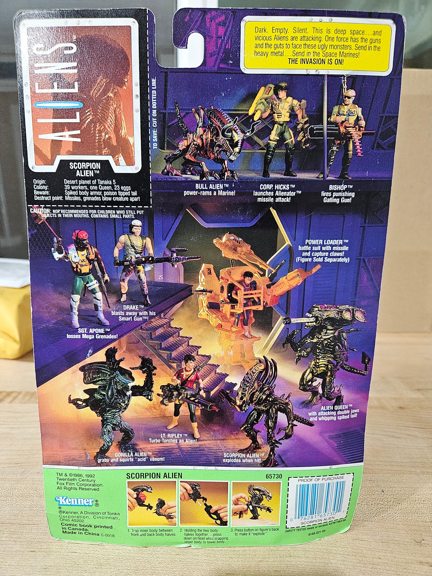 Scorpion Alien with Face Hugger Aliens