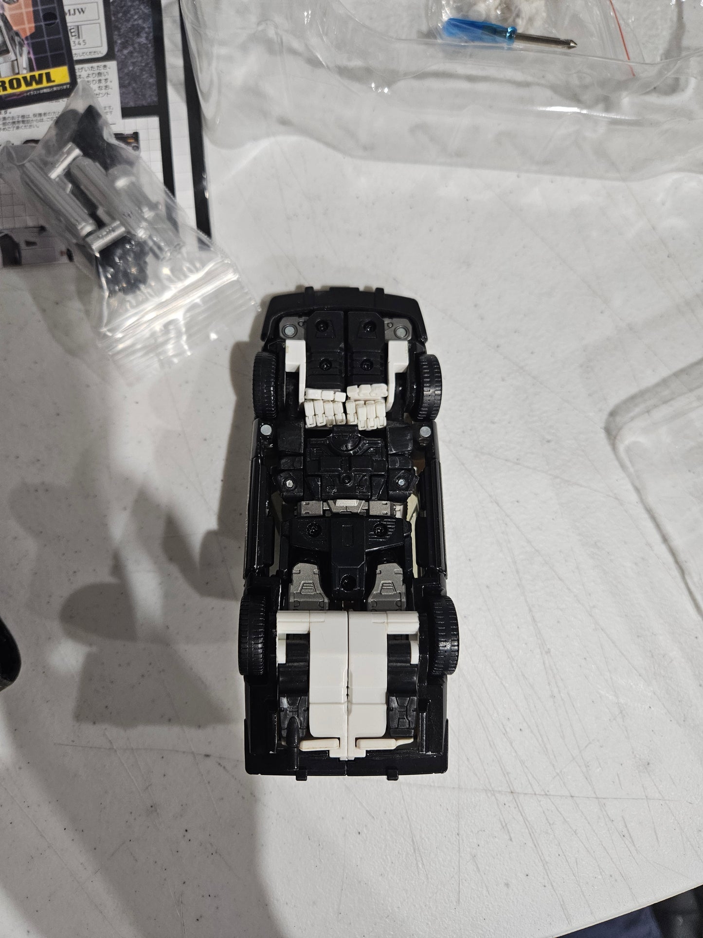 Transformers Masterpiece MP-17 Prowl