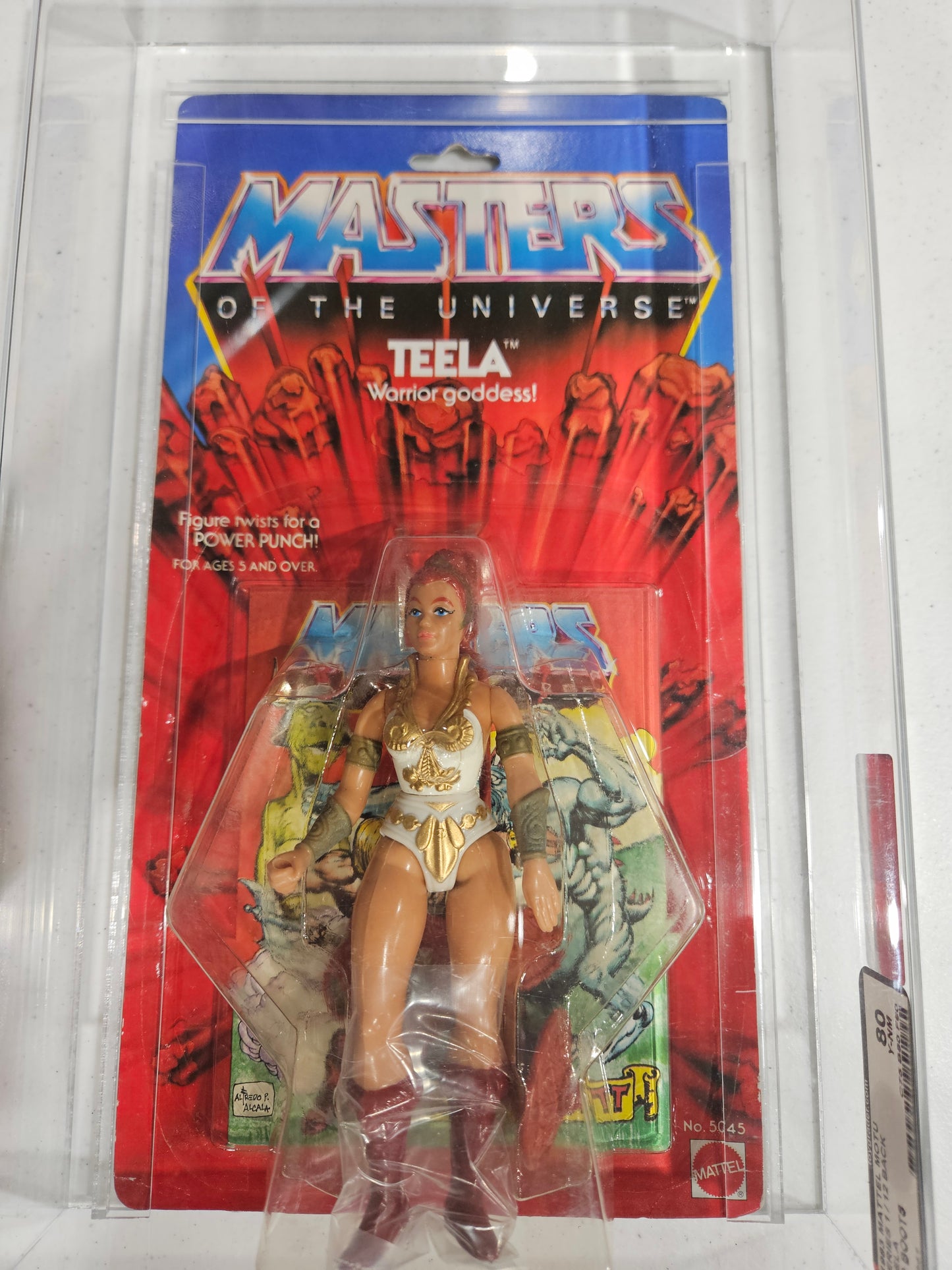 l983 MOTU Teela Red Boots AFA 80 Y-NM