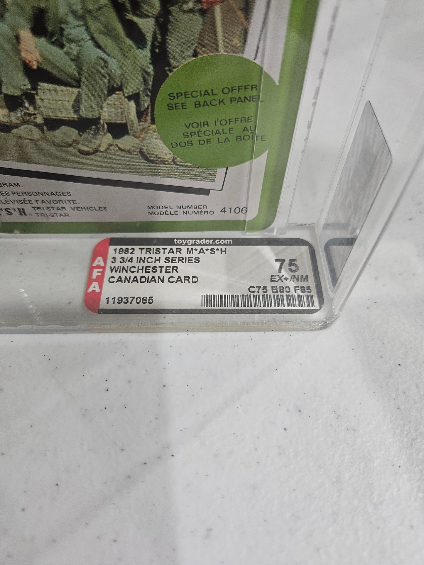 1982 Tristar M*A*S*H Winchester Canadian Card AFA 75