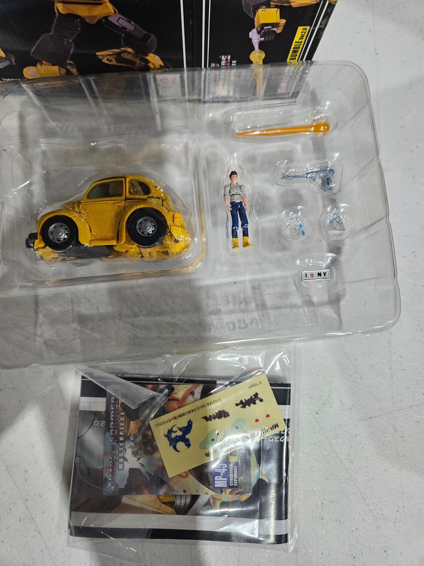 Transformers Masterpiece MP-45 Bumble Ver.2.0 35th Anniv
