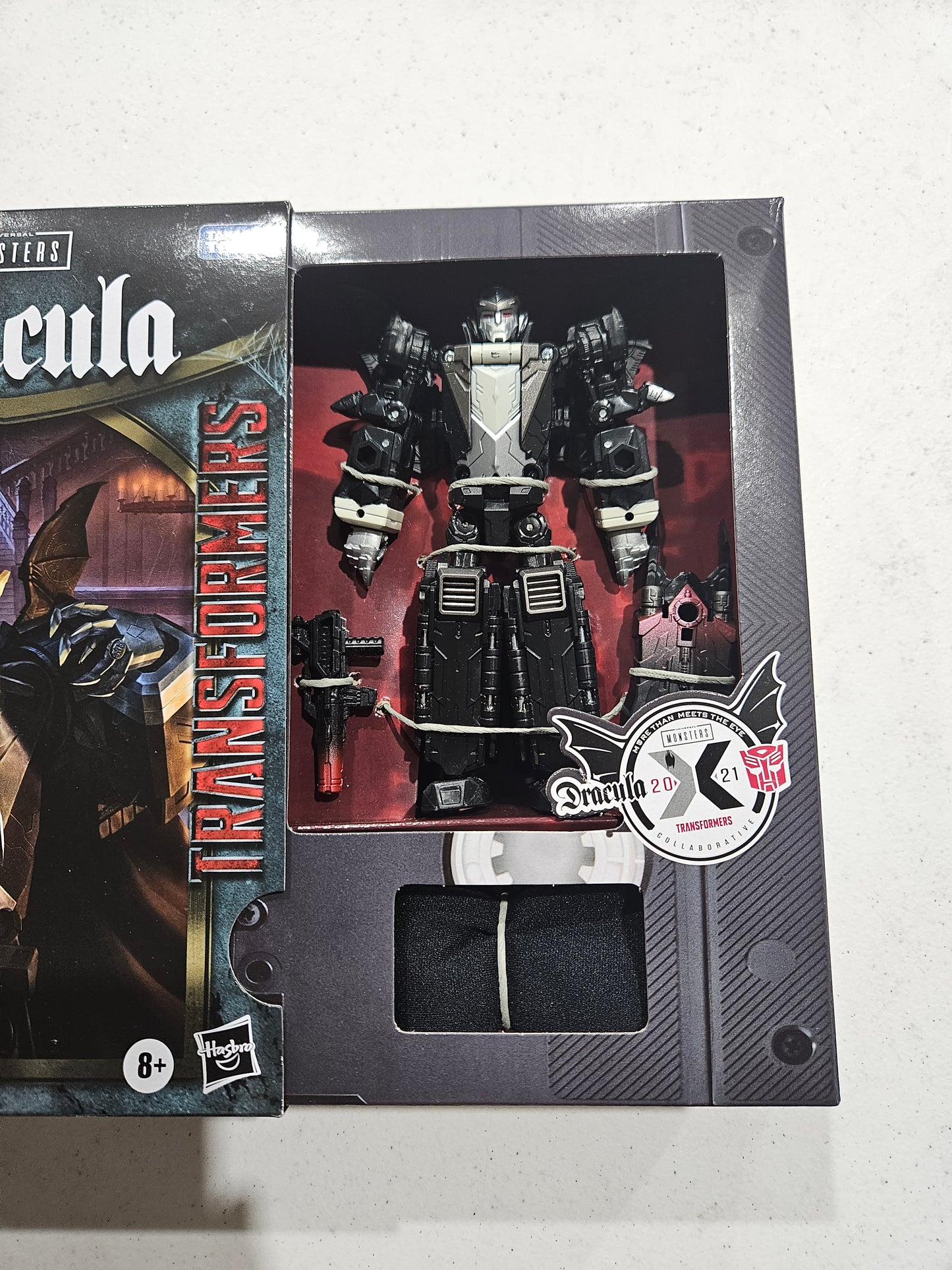 Transformers Universal Monsters Dracula Draculus Takara