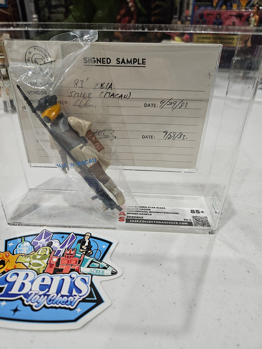 1983 Kenner Star Wars Macau Baggie Leia Organa (Boushh Disguise) Signed Sample CAS 85+