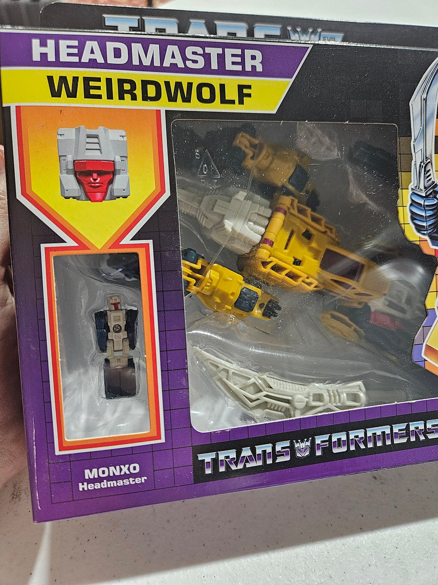 Transformers Headmaster Weirdwolf Sealed